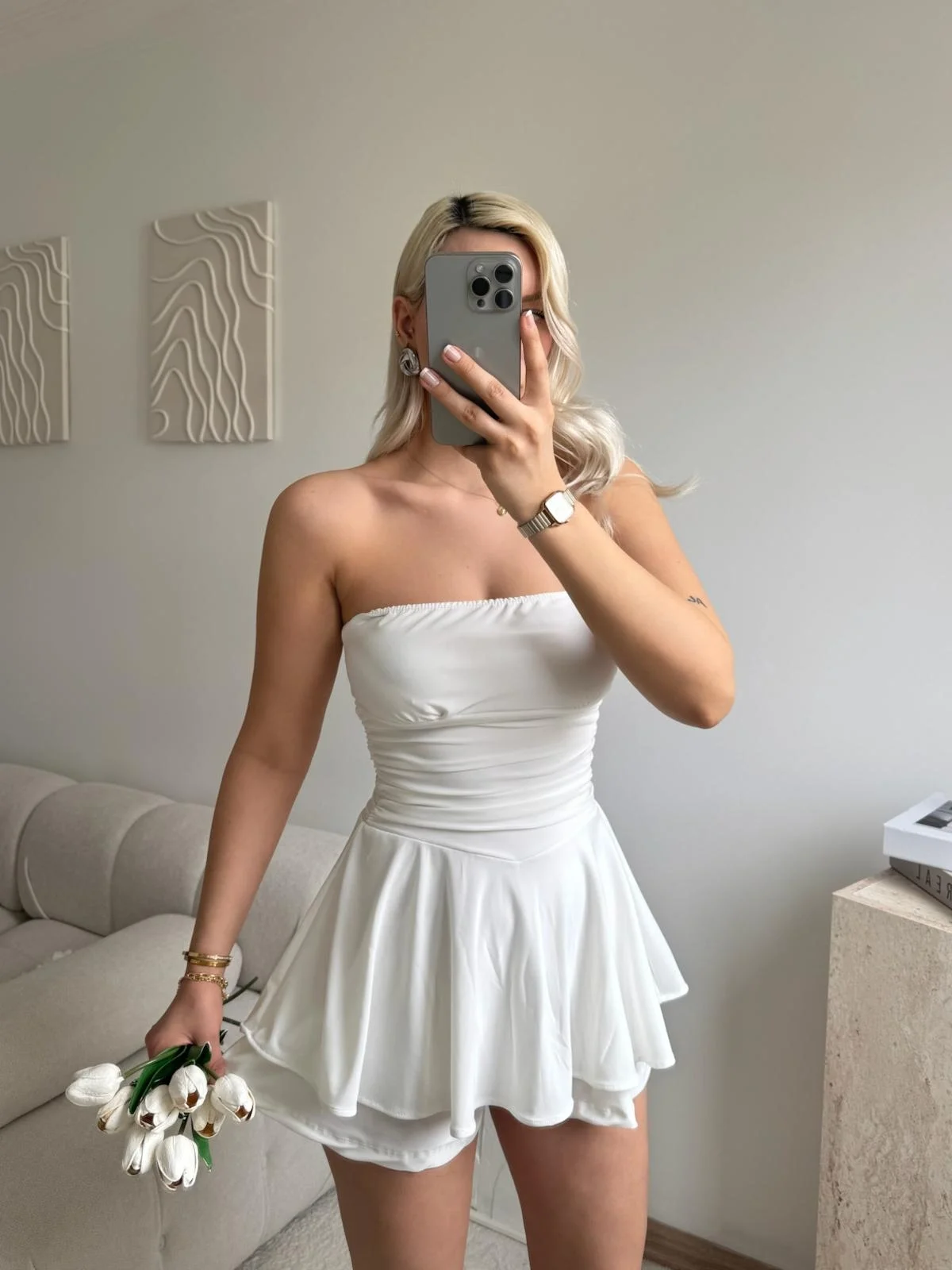 Straplez Volanlı Şortlu Elbise - BEYAZ