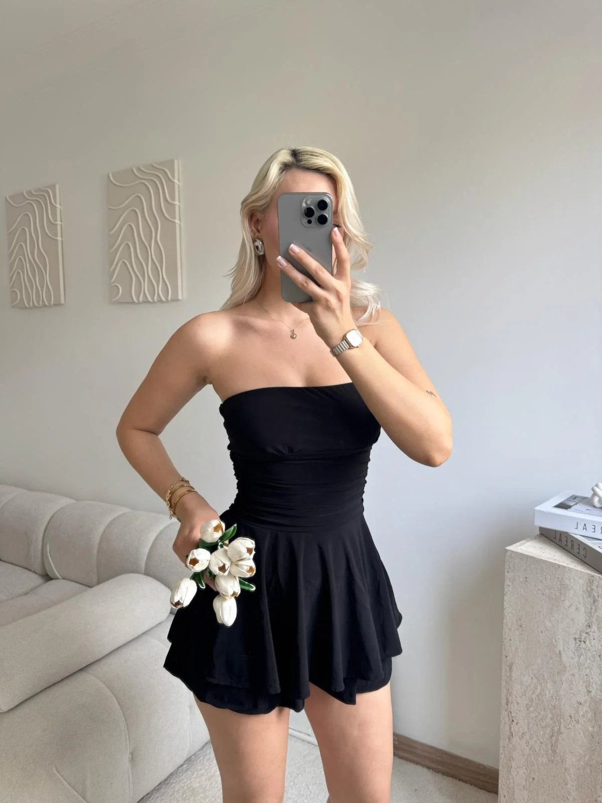 Straplez Volanlı Şortlu Elbise - SİYAH