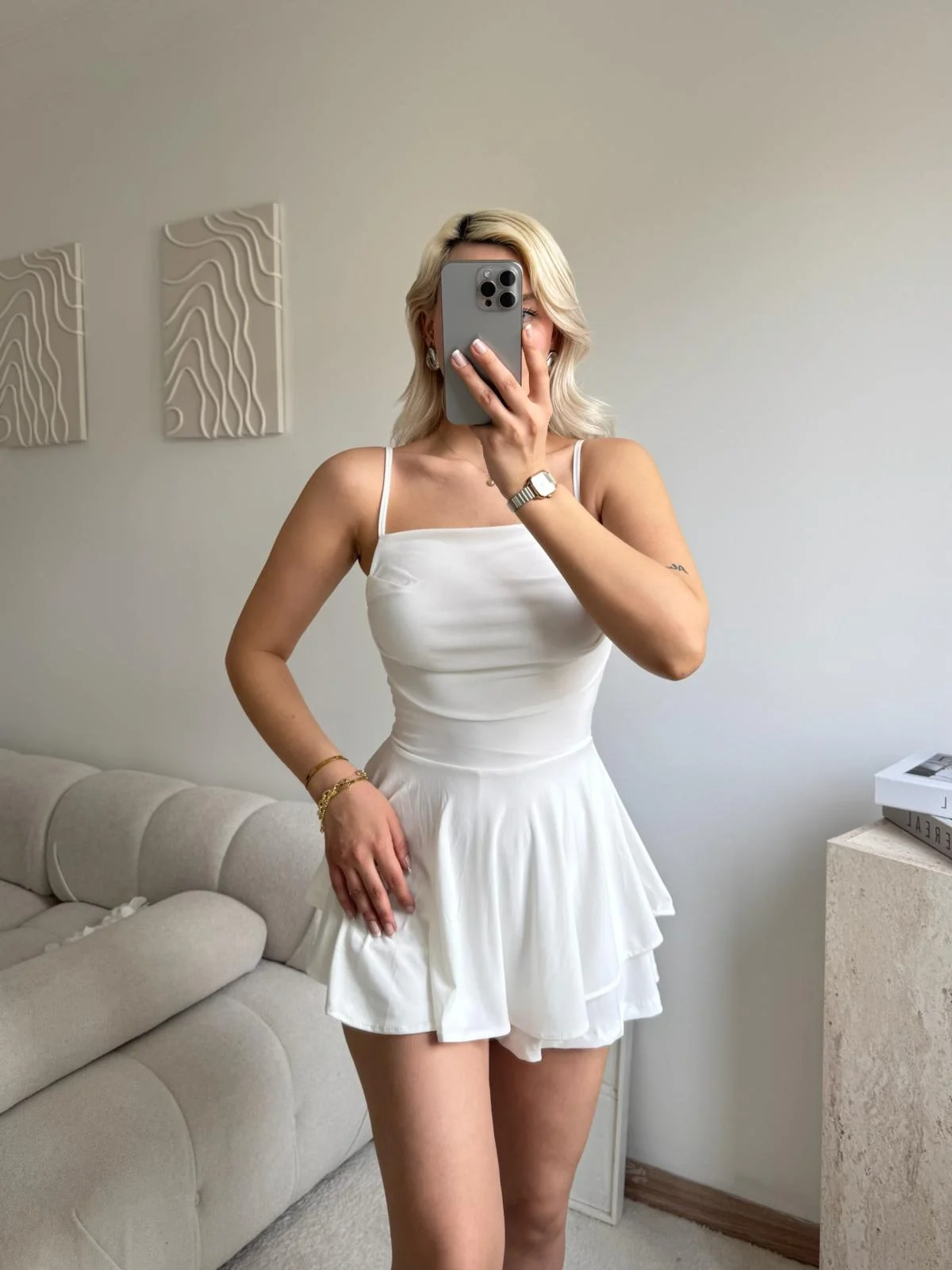 Eteği Volan Şortlu Elbise - BEYAZ