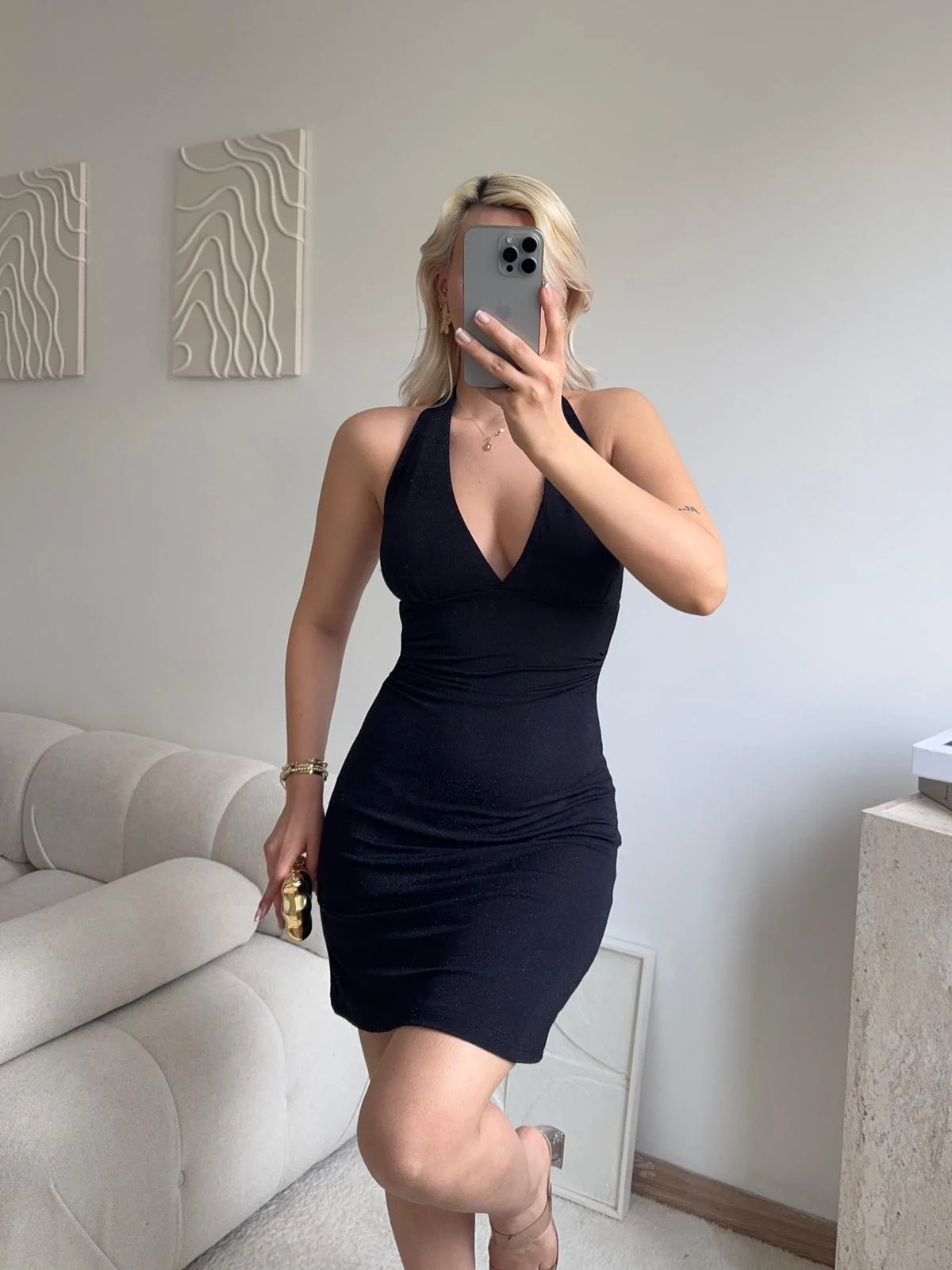 Boyun Geçmeli Simli Elbise - SİYAH