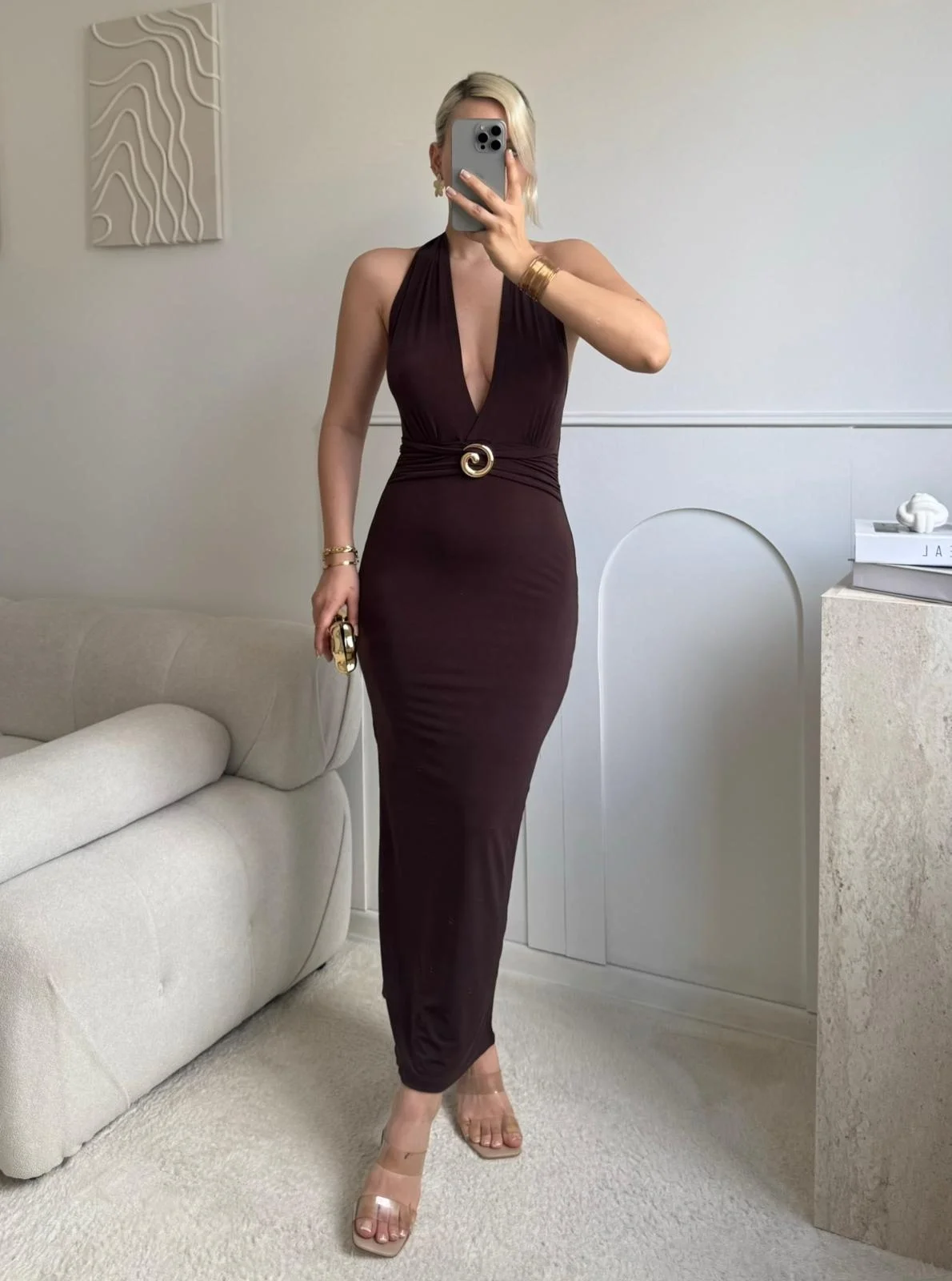 Boyun Bağlamalı Tokalı Uzun Elbise -KAHVE