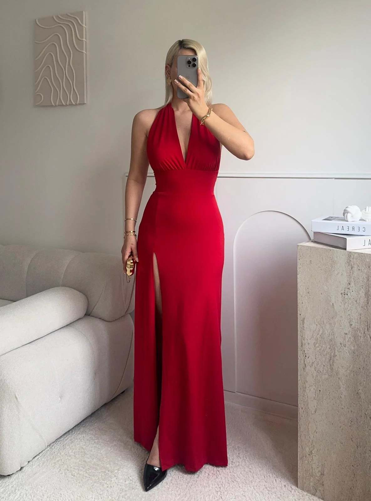 Halter Yaka Sırt Bağlamalı Yırtmaçlı Maxi Elbise - KIRMIZI