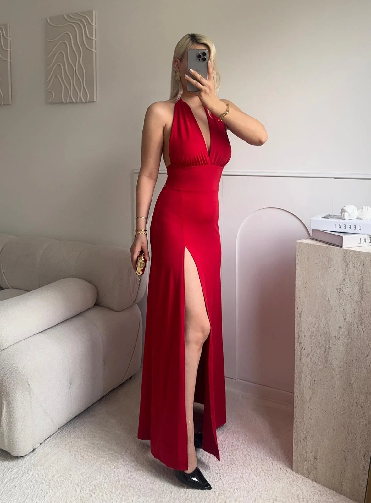 Halter Yaka Sırt Bağlamalı Yırtmaçlı Maxi Elbise - KIRMIZI