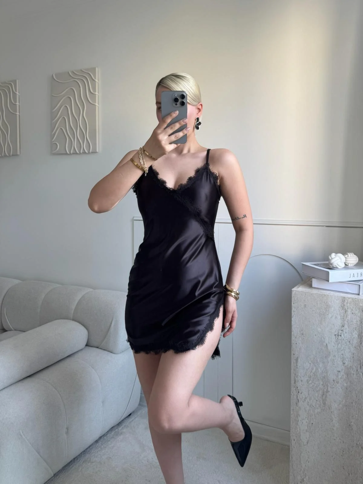 Dantel Detay Askılı Saten Elbise - KAHVE