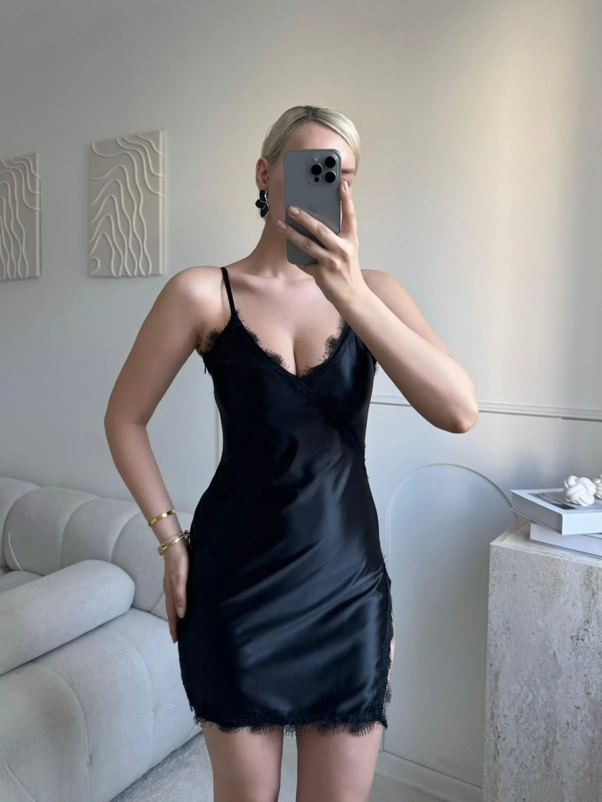 Dantel Detay Askılı Saten Elbise - SİYAH