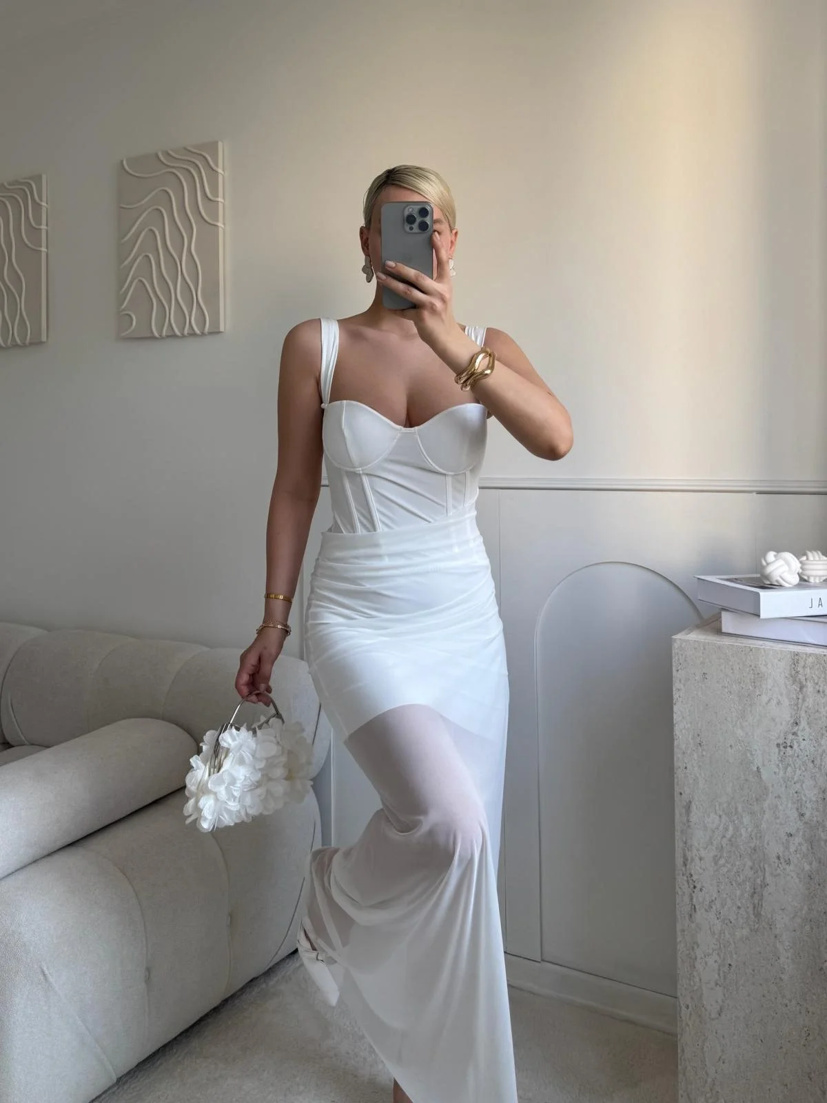 Bel Korse Eteği Tül Elbise - BEYAZ