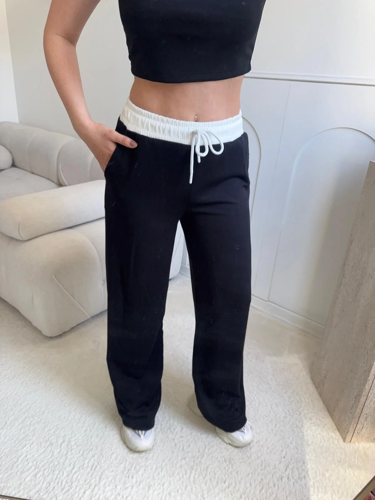 Biyeli Crop & Pantolon Takım - SİYAH
