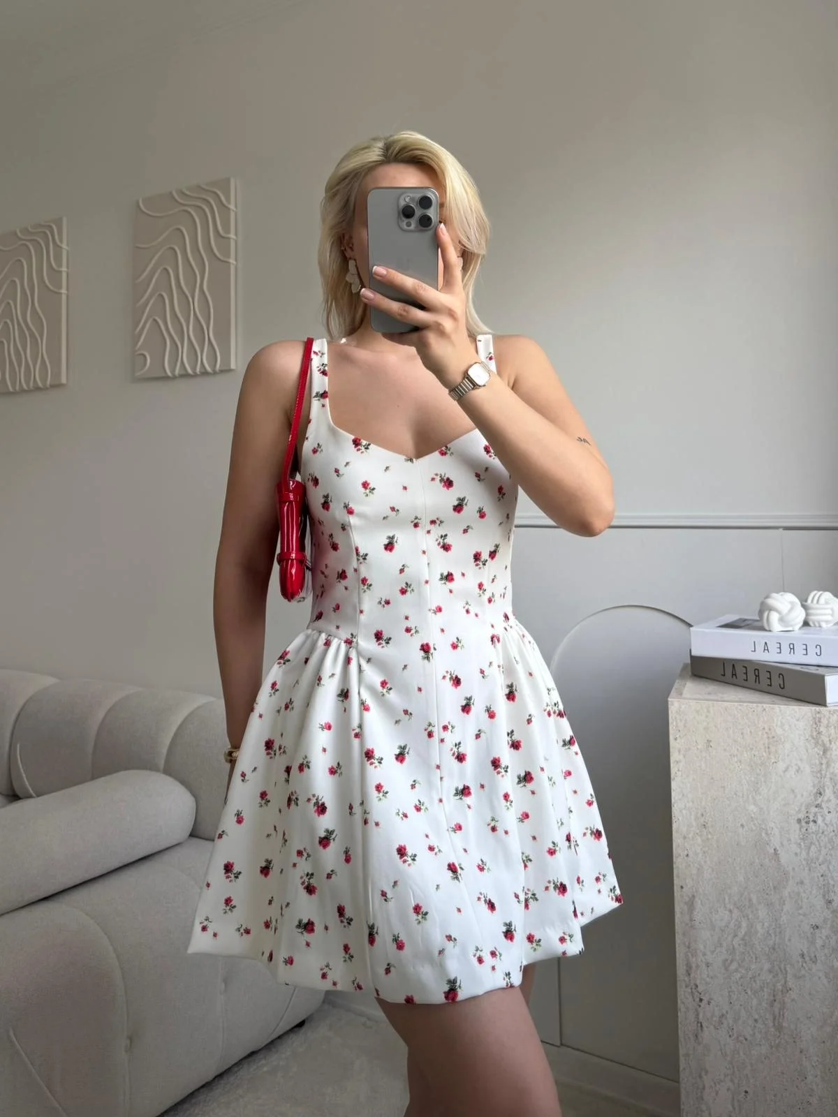 Çiçek Desen Mini Elbise