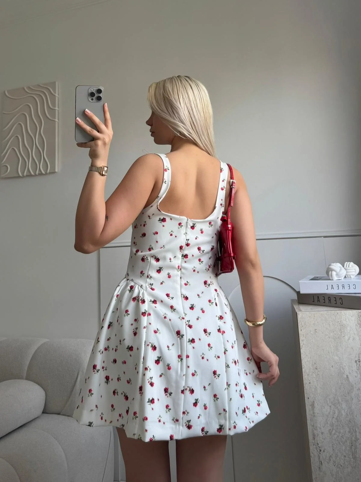 Çiçek Desen Mini Elbise