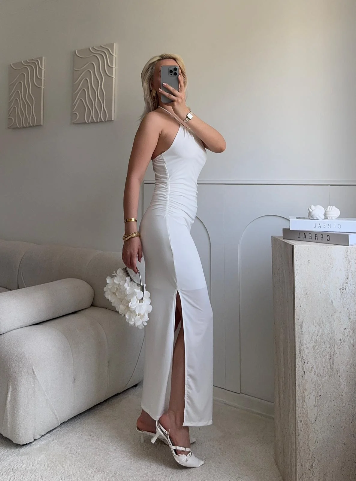 Halter Yaka Aksesuarlı Elbise - BEYAZ