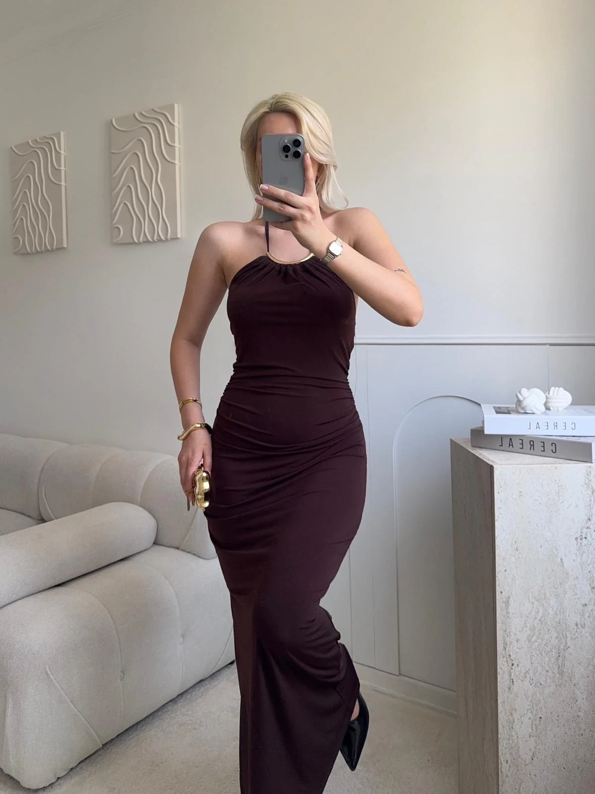 Halter Yaka Aksesuarlı Elbise - KAHVE
