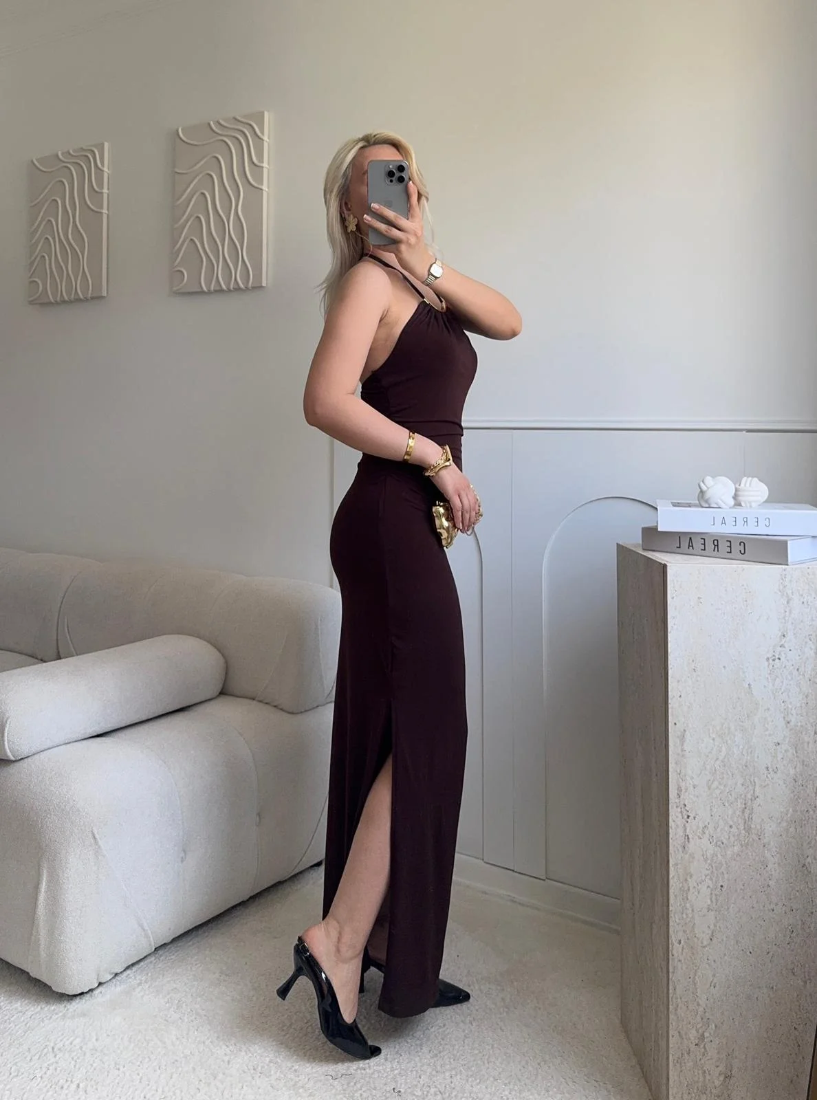 Halter Yaka Aksesuarlı Elbise - KAHVE