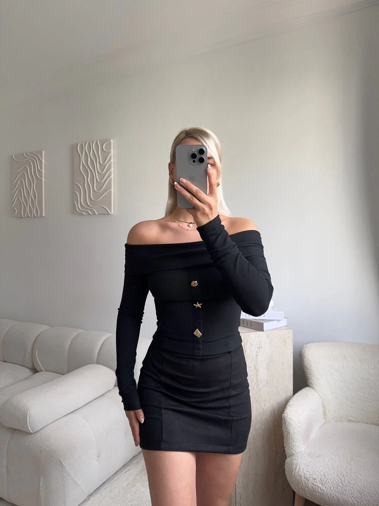 Aksesuar Detay Madonna Crop - SİYAH