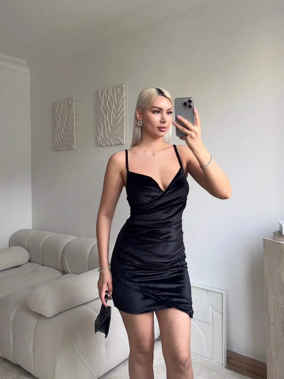 Askılı Drapeli Kadife Elbise - SİYAH