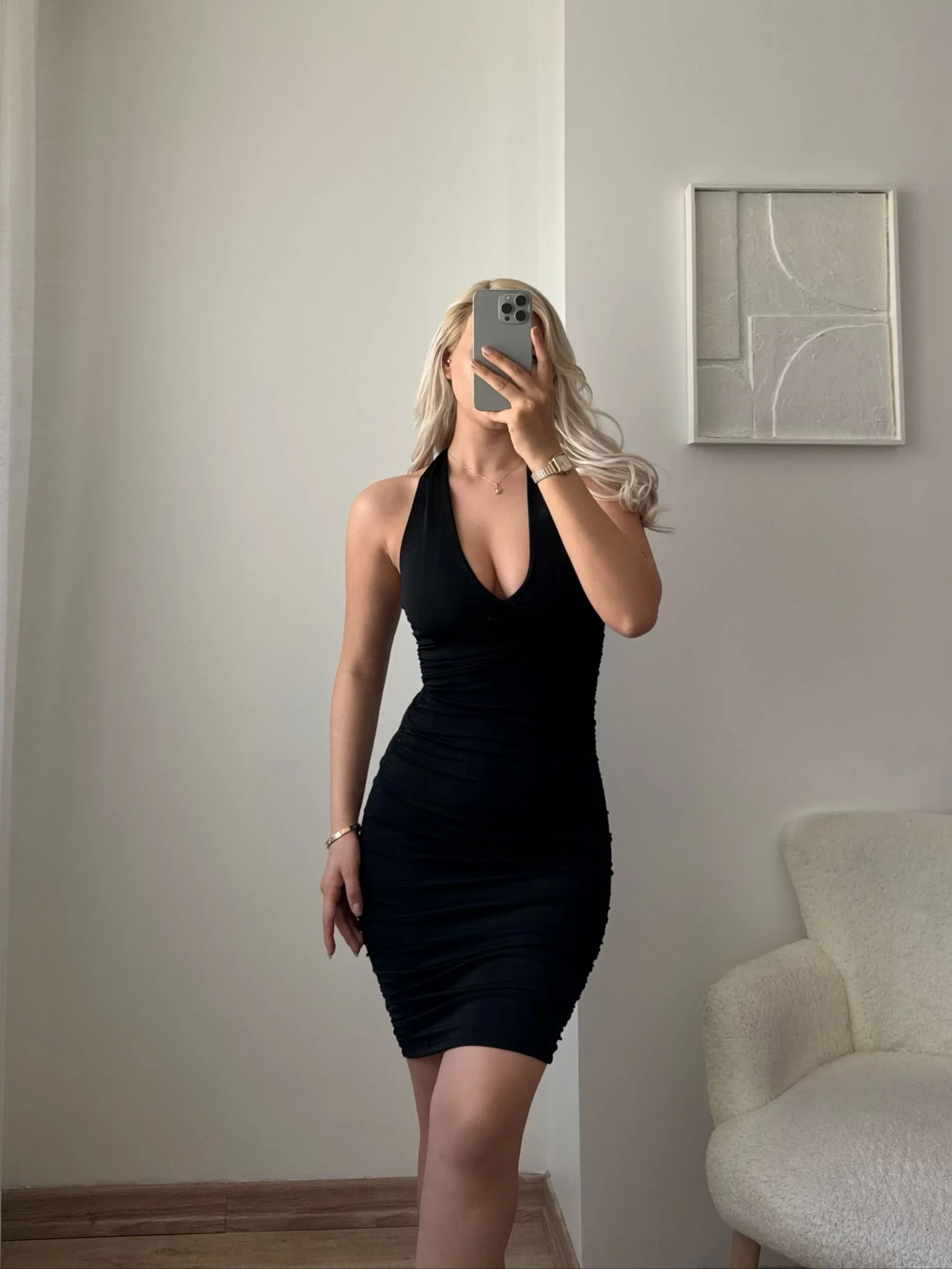 Boyun Bağlamalı Sırt Dekolte Büzgülü Elbise - SİYAH