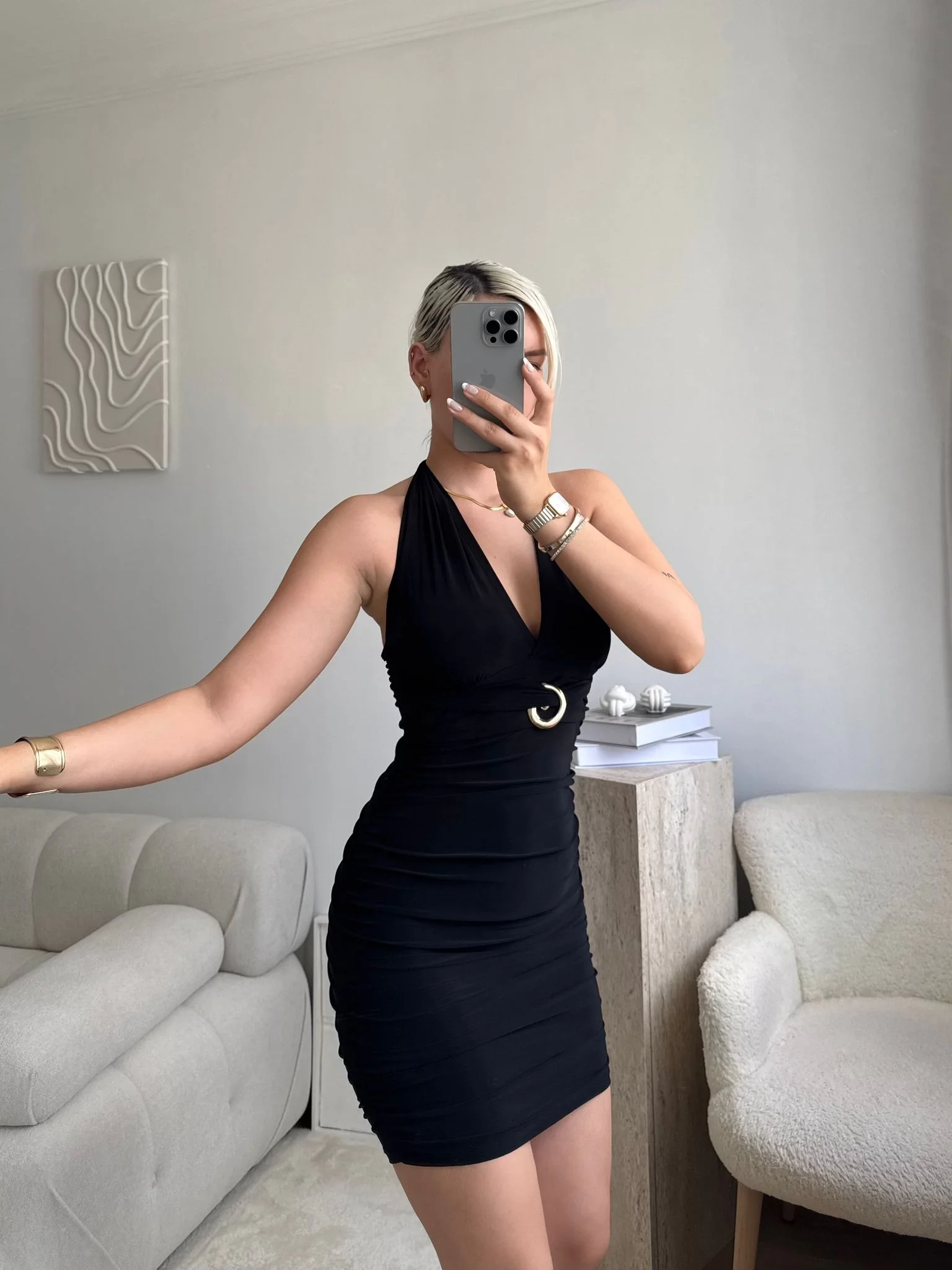 Boyun Bağlamalı Tokalı Elbise - SİYAH