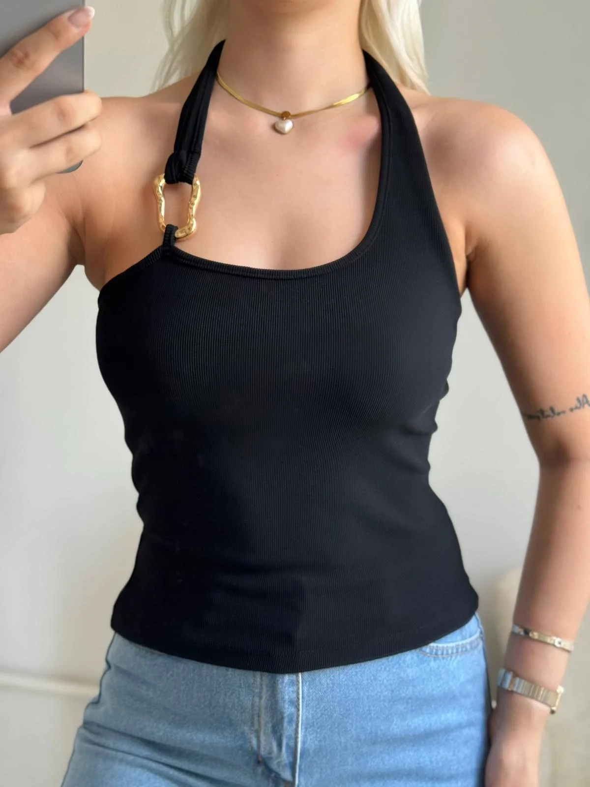 Boyun Geçmeli Aksesuar Crop - SİYAH