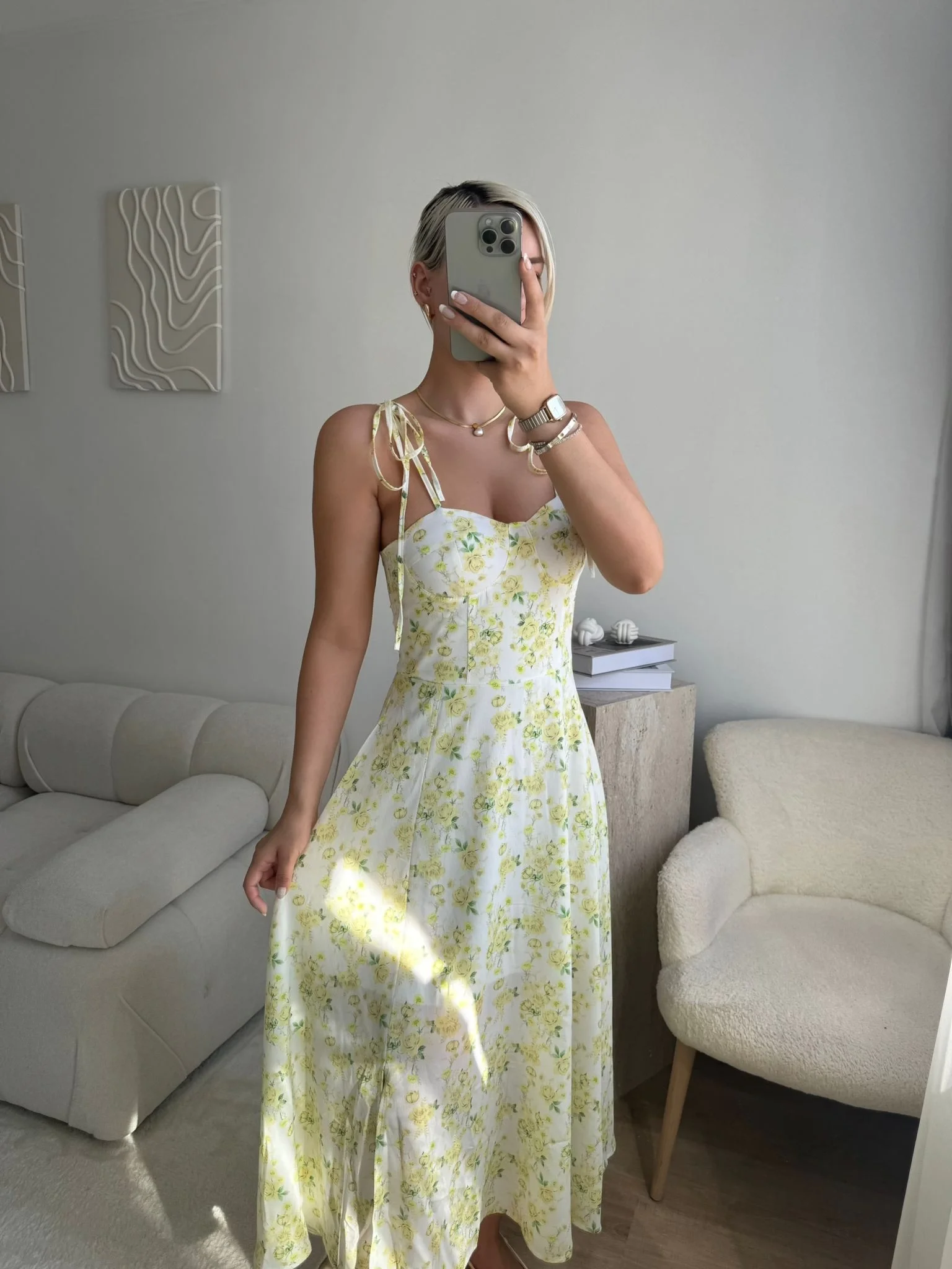 Çiçek Desen Omuz Bağlamalı Elbise