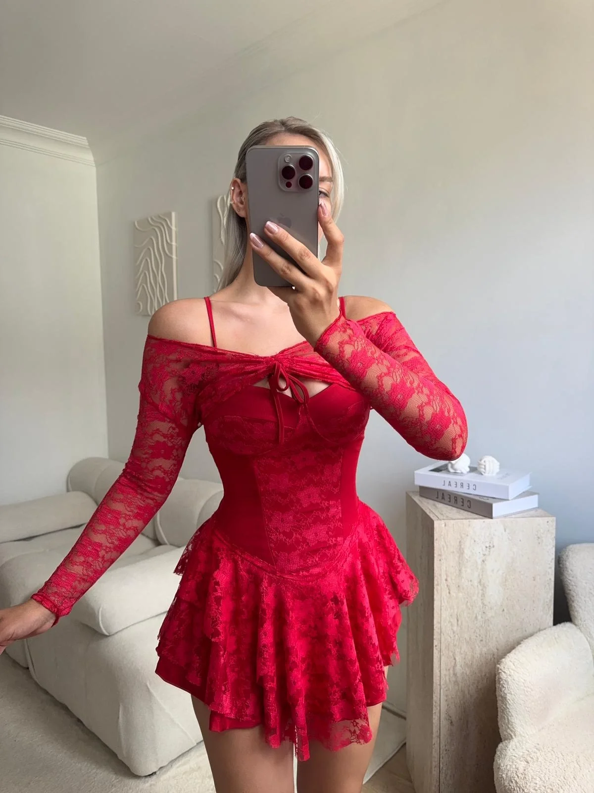 Dantel Kol Ön Büzgülü Elbise - KIRMIZI