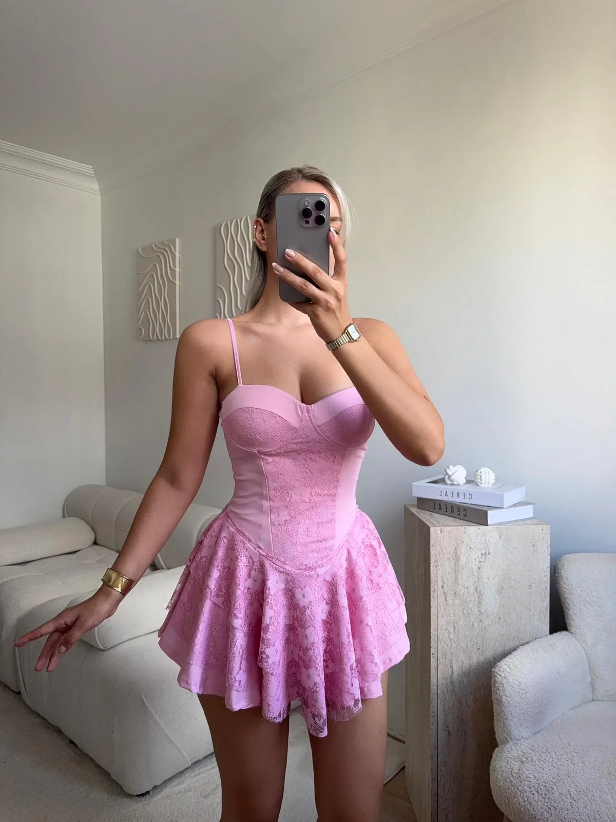 Dantel Kol Ön Büzgülü Elbise - PUDRA