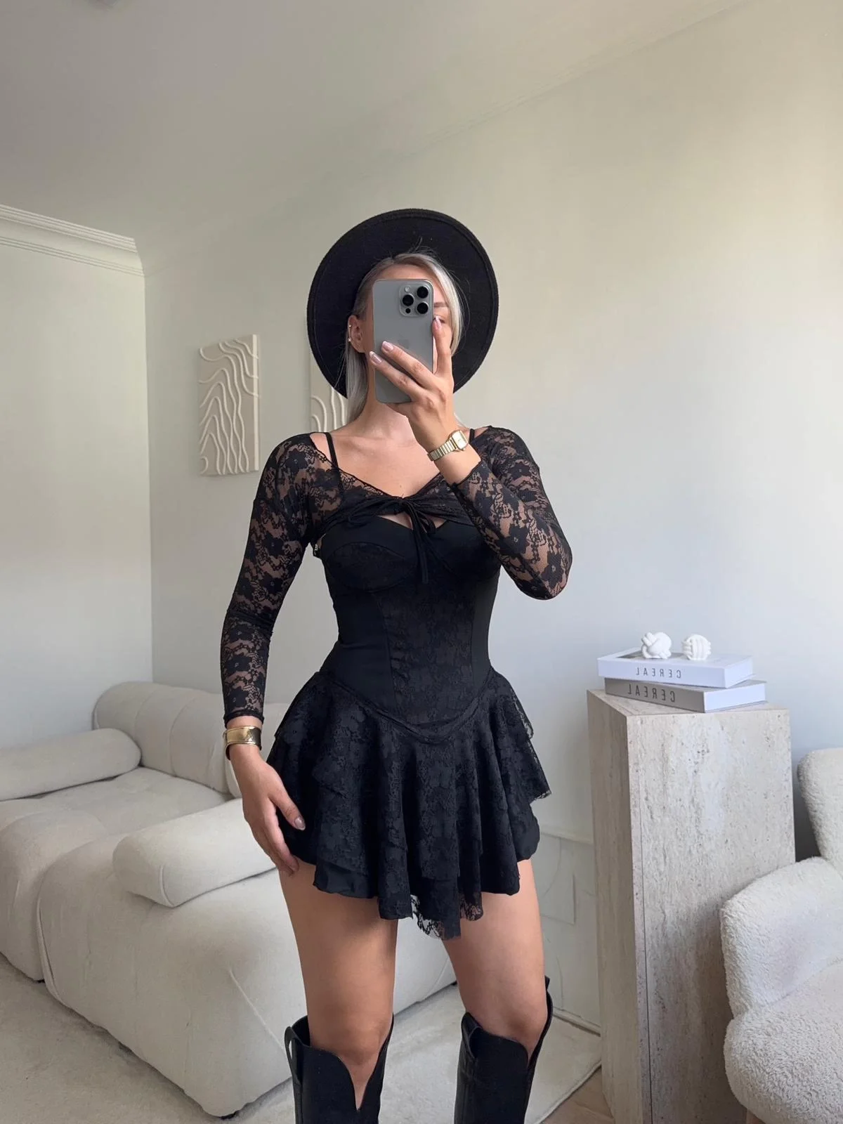 Dantel Kol Ön Büzgülü Elbise - SİYAH