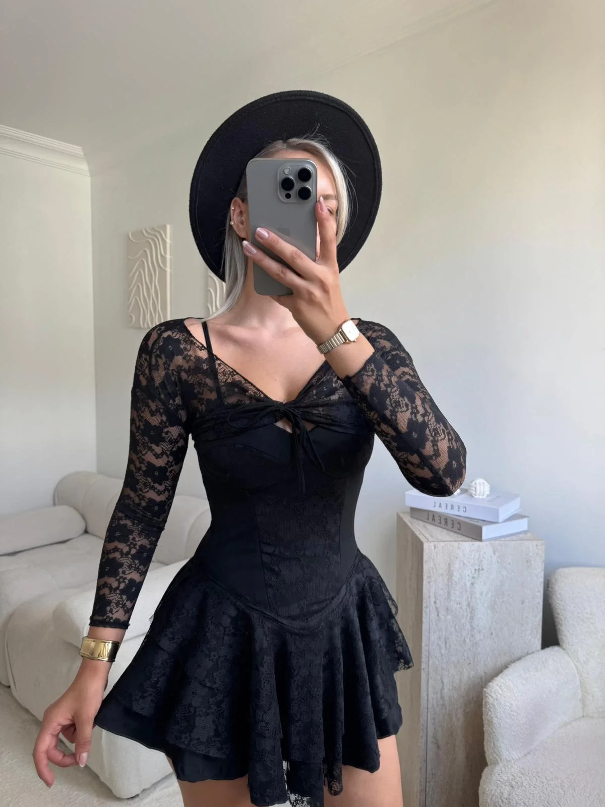 Dantel Kol Ön Büzgülü Elbise - SİYAH