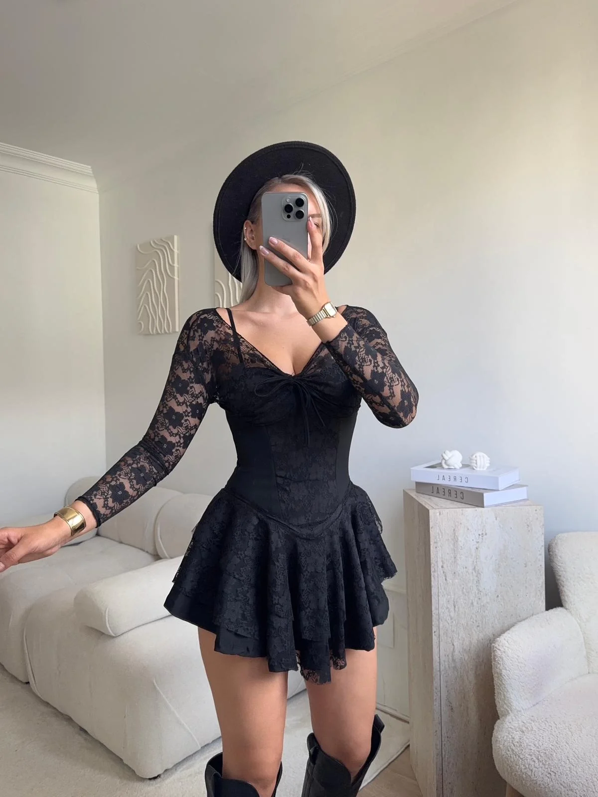 Dantel Kol Ön Büzgülü Elbise - SİYAH