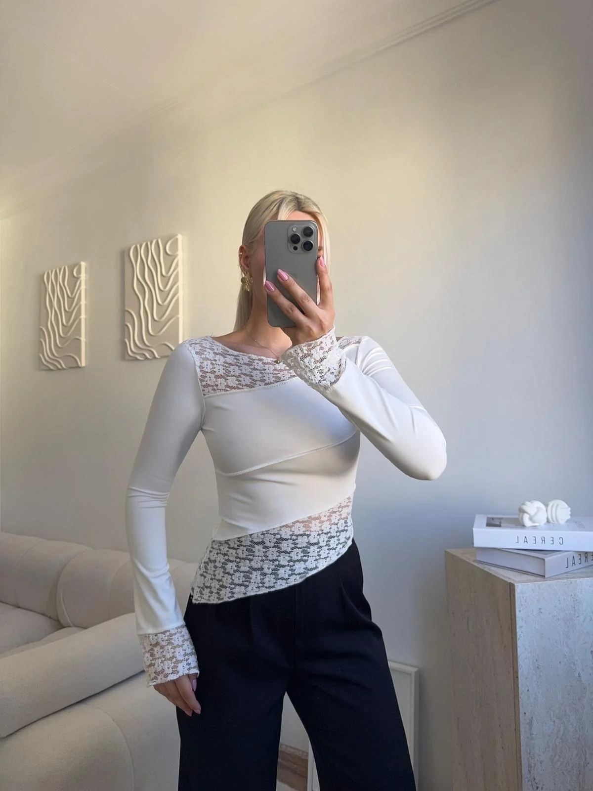 Dantel Şeritli Asimetrik Bluz - BEYAZ