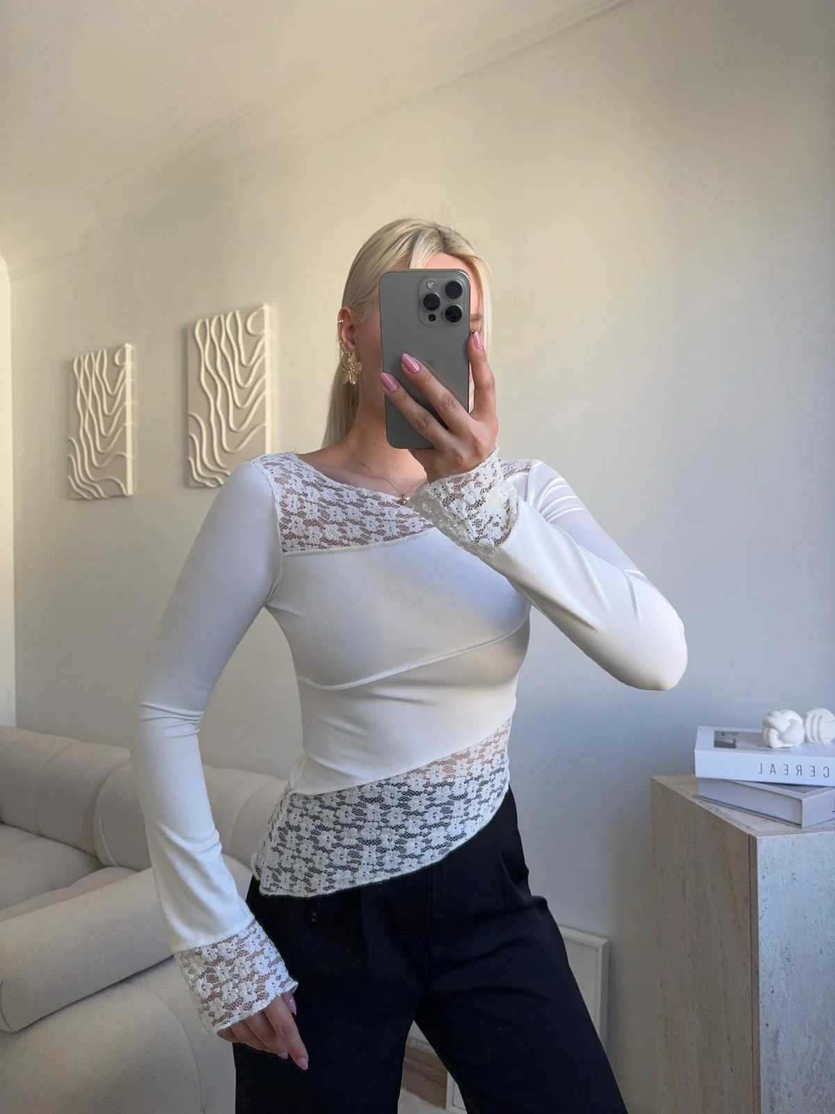 Dantel Şeritli Asimetrik Bluz - BEYAZ