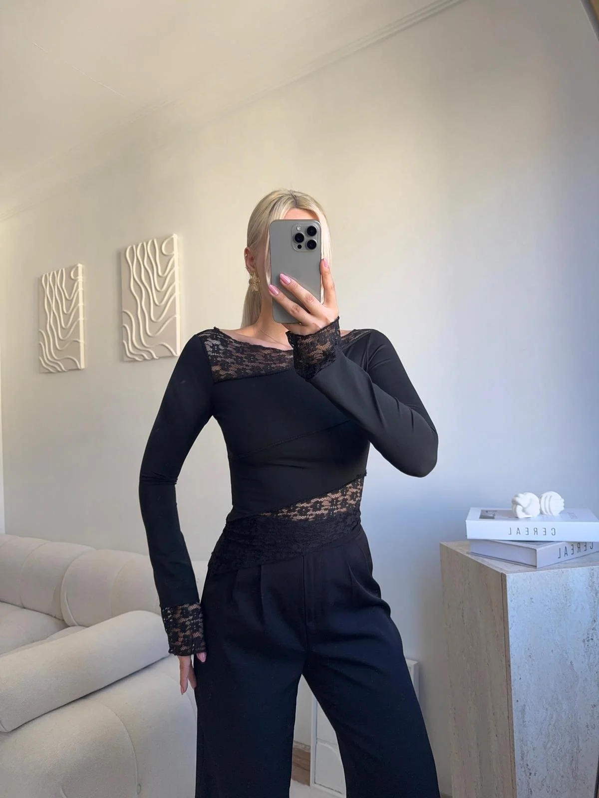 Dantel Şeritli Asimetrik Bluz - SİYAH