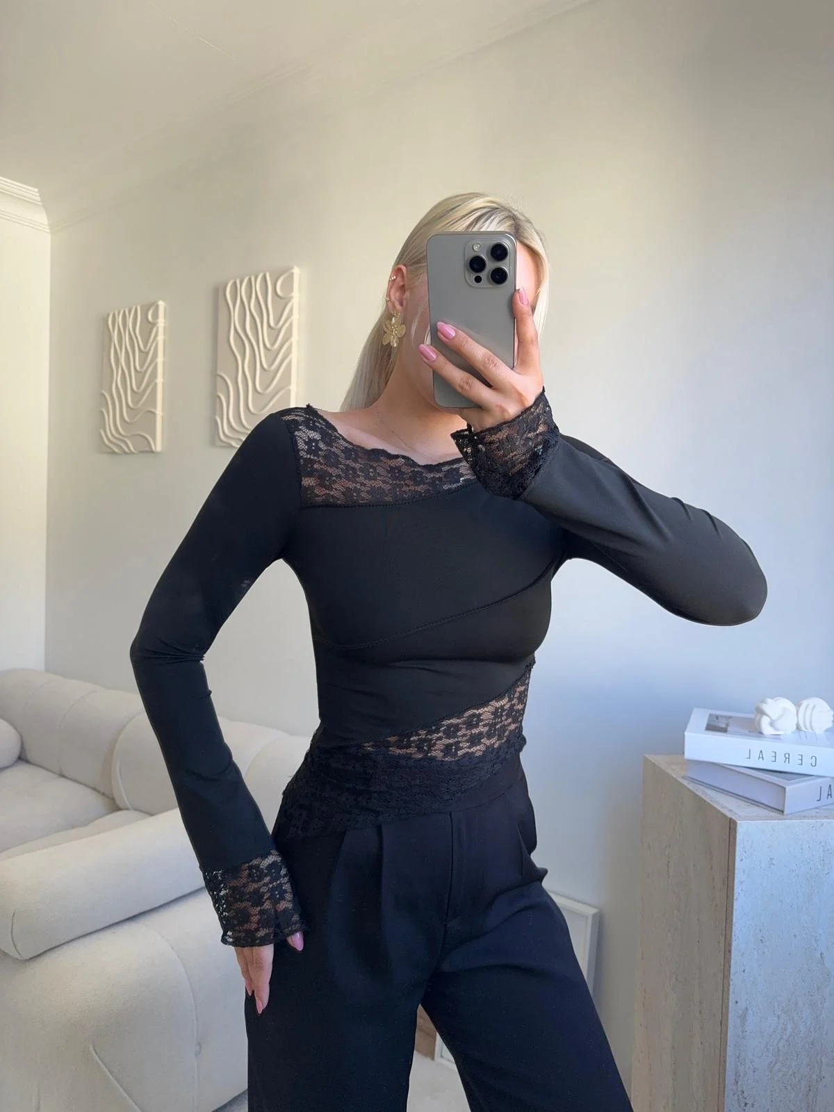 Dantel Şeritli Asimetrik Bluz - SİYAH