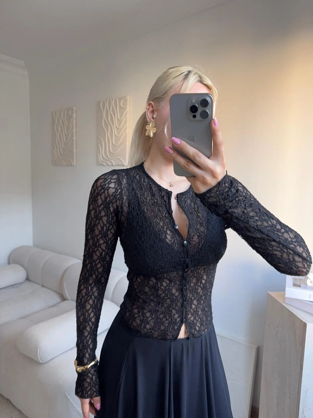 Dantel Uzun Kollu Düğmeli Bluz - SİYAH