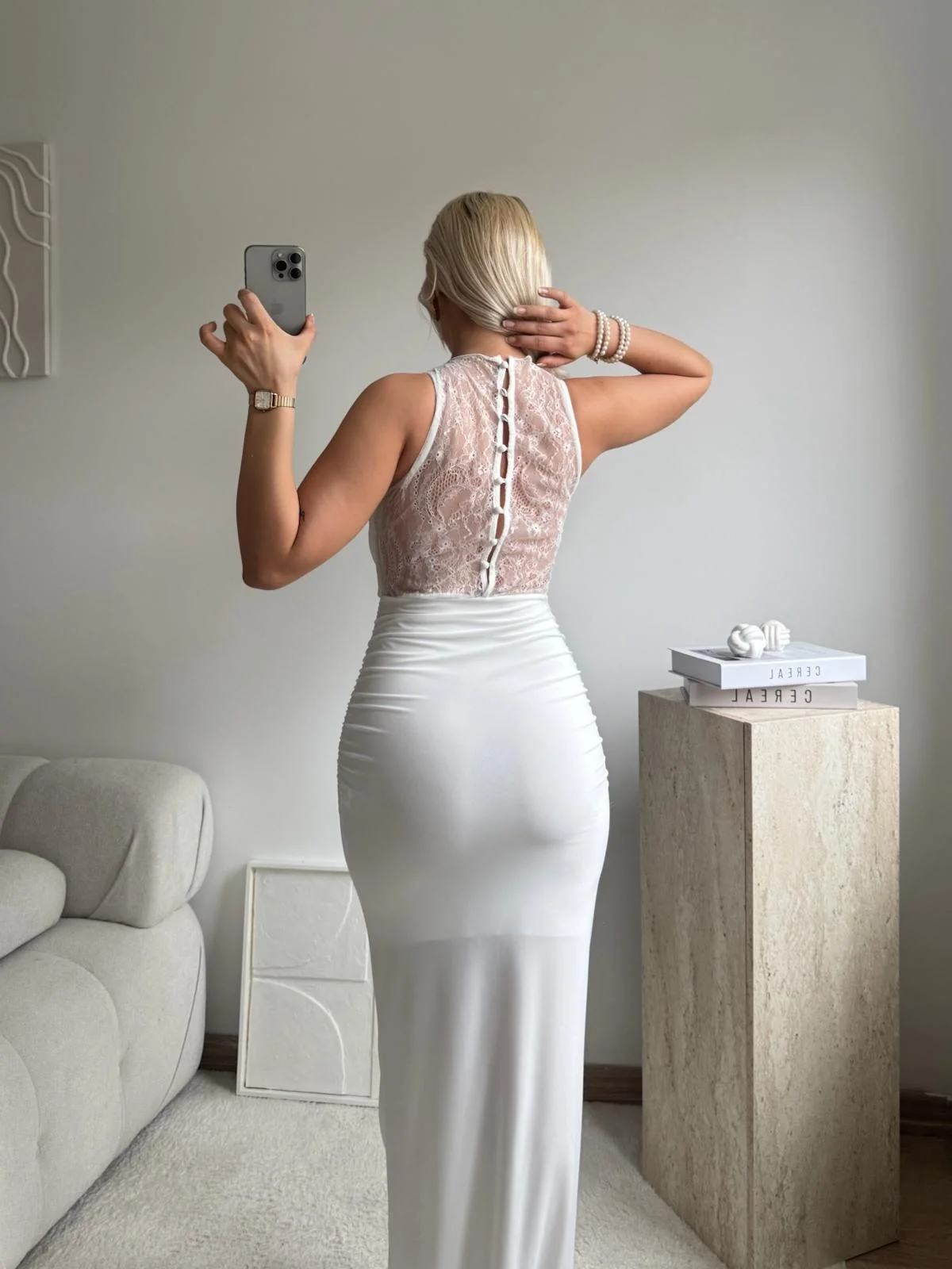 Degaje Yaka Dantel Detay Elbise - BEYAZ