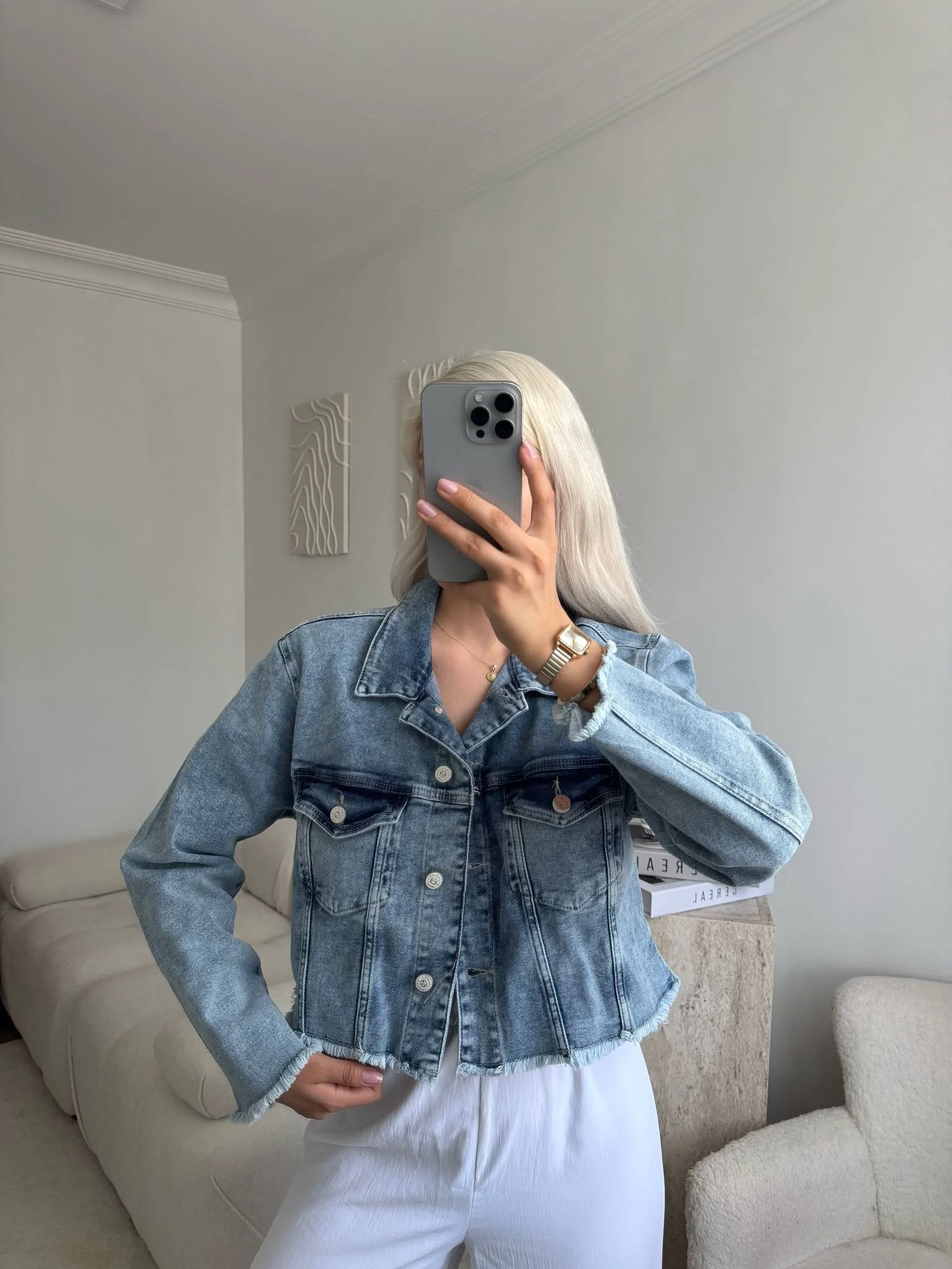 Denim Breeze-Beli Kesik Açık Mavi Jean Ceket