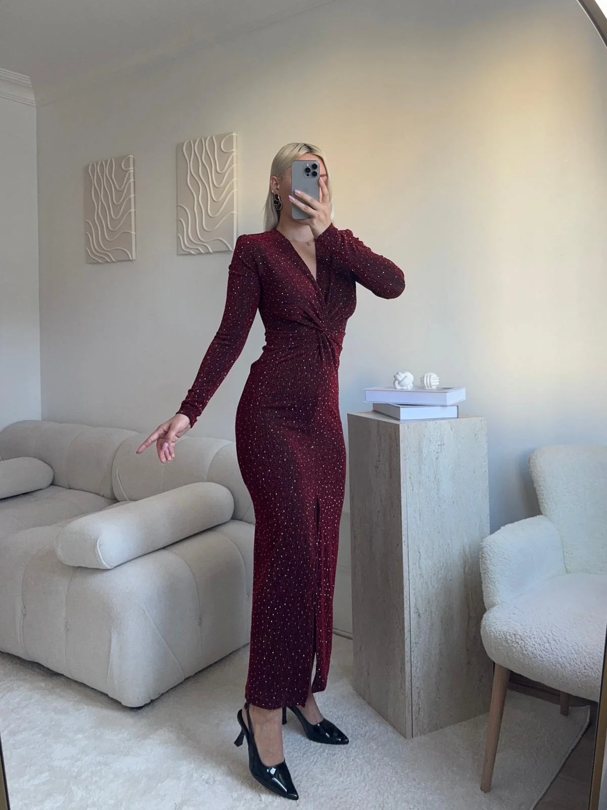 Derin Yırtmaçlı Taşlı Kruvaze Elbise - BORDO