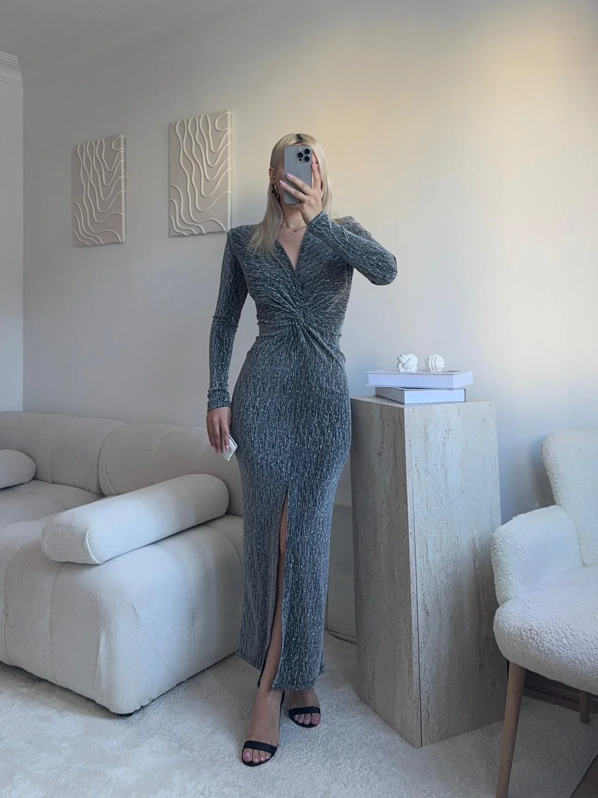 Derin Yırtmaçlı Taşlı Kruvaze Elbise - GRİ