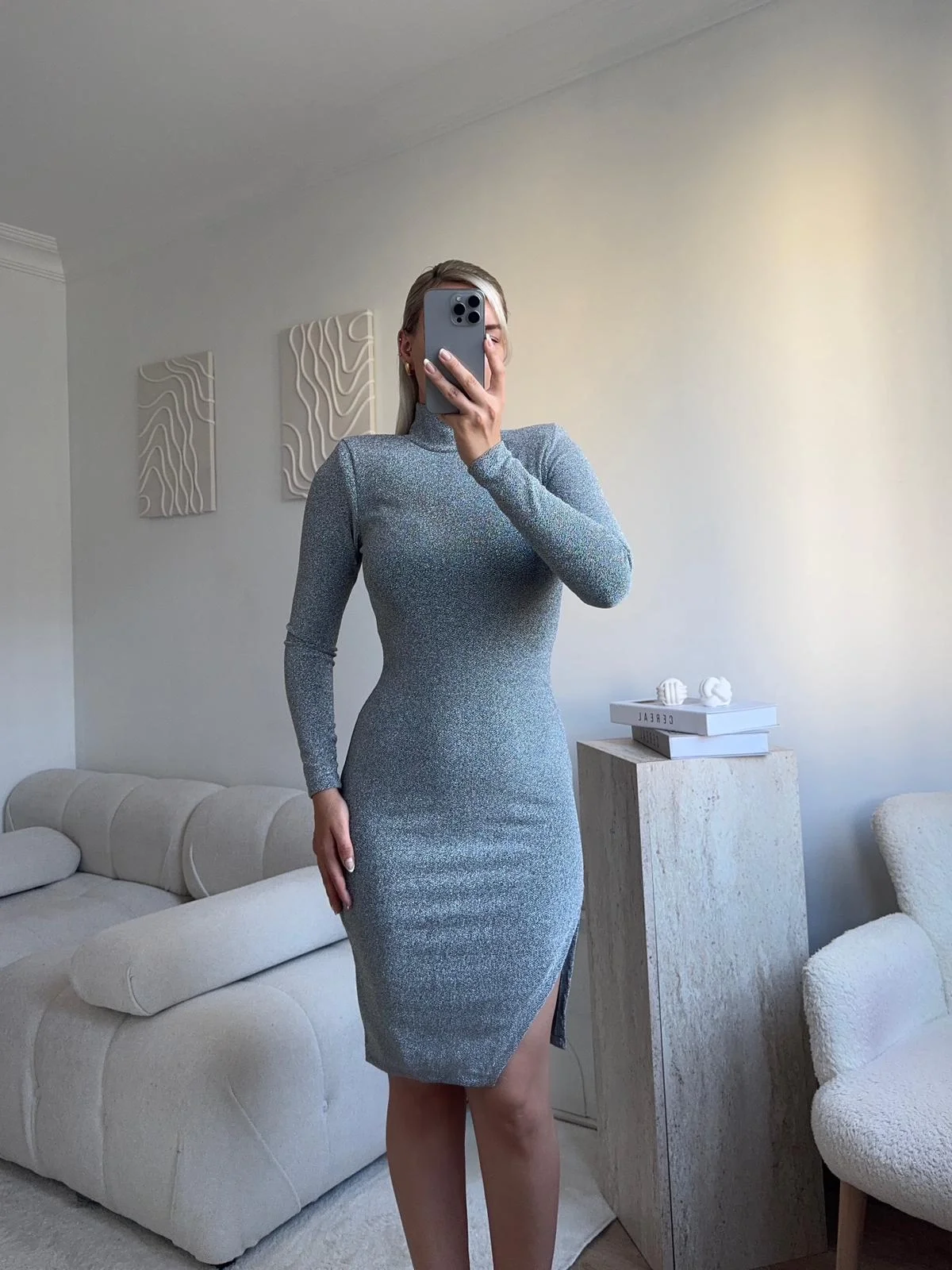 Dik Yaka Simli Elbise - GRİ