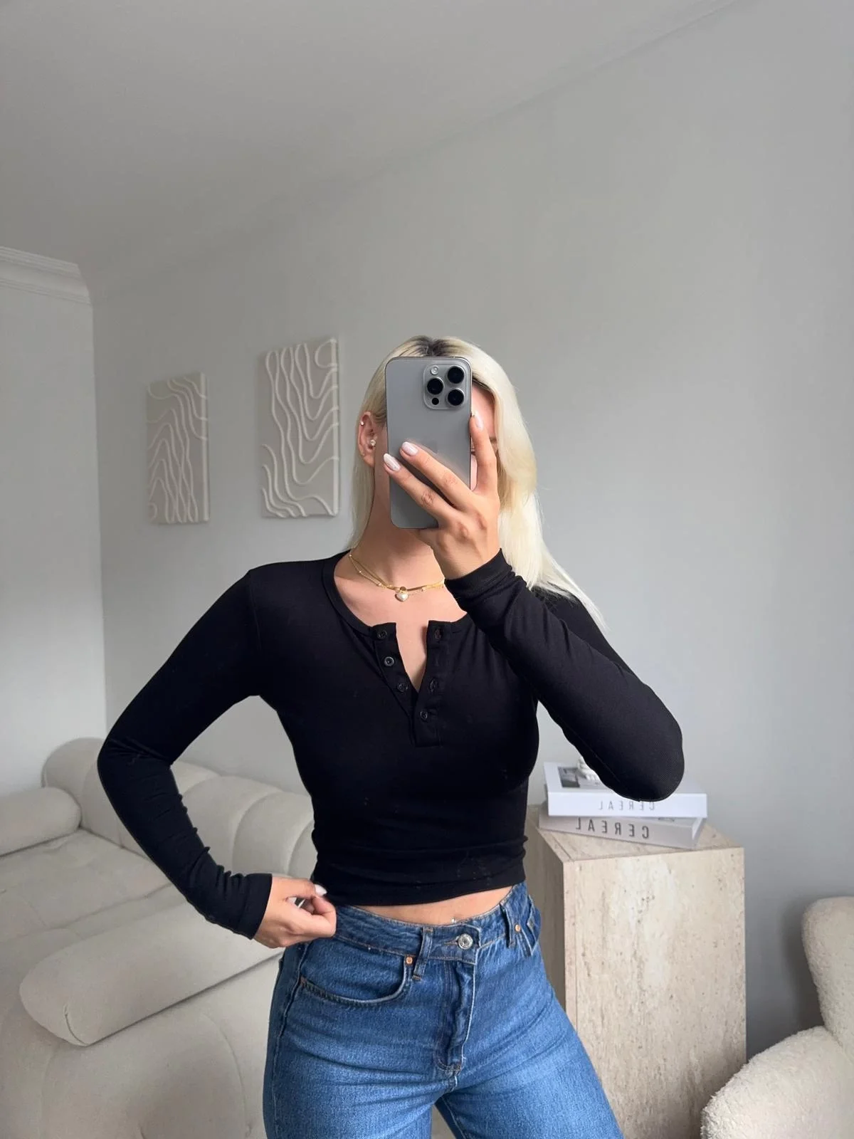 Düğmeli Buzzy Kumaş Crop - SİYAH