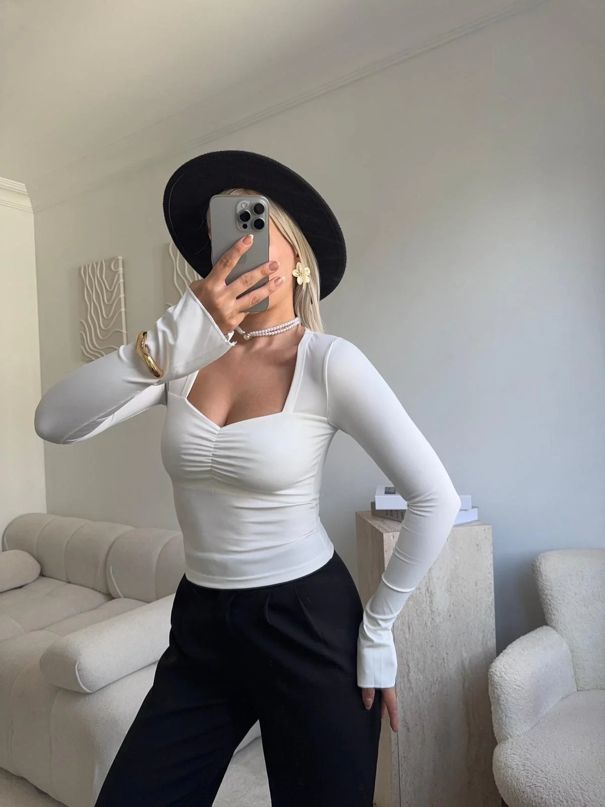 Elegant Kare Yaka Bluz - BEYAZ