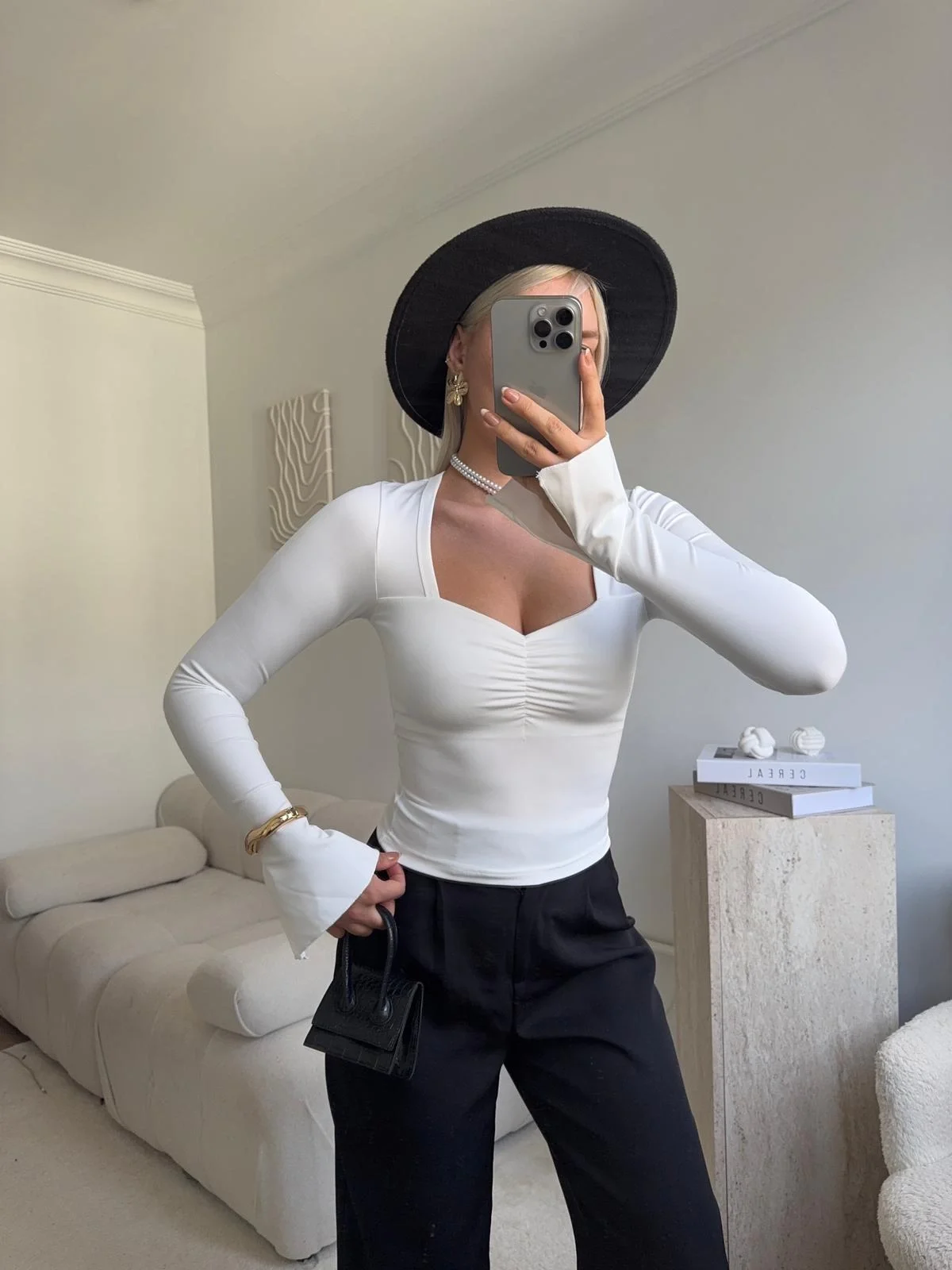 Elegant Kare Yaka Bluz - BEYAZ