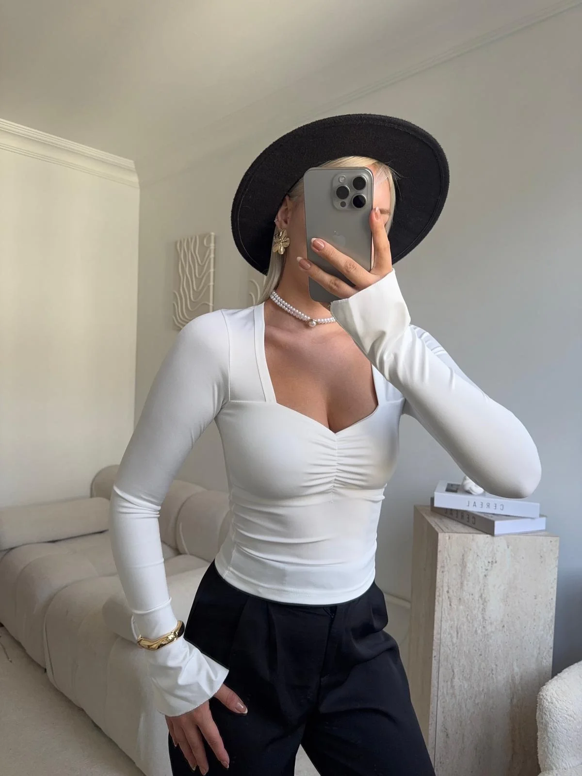 Elegant Kare Yaka Bluz - BEYAZ