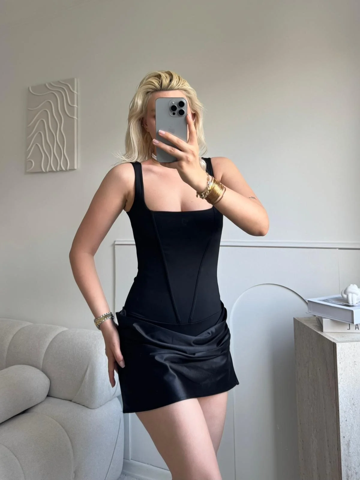 Eteği Drape Bodysuit Elbise - SİYAH