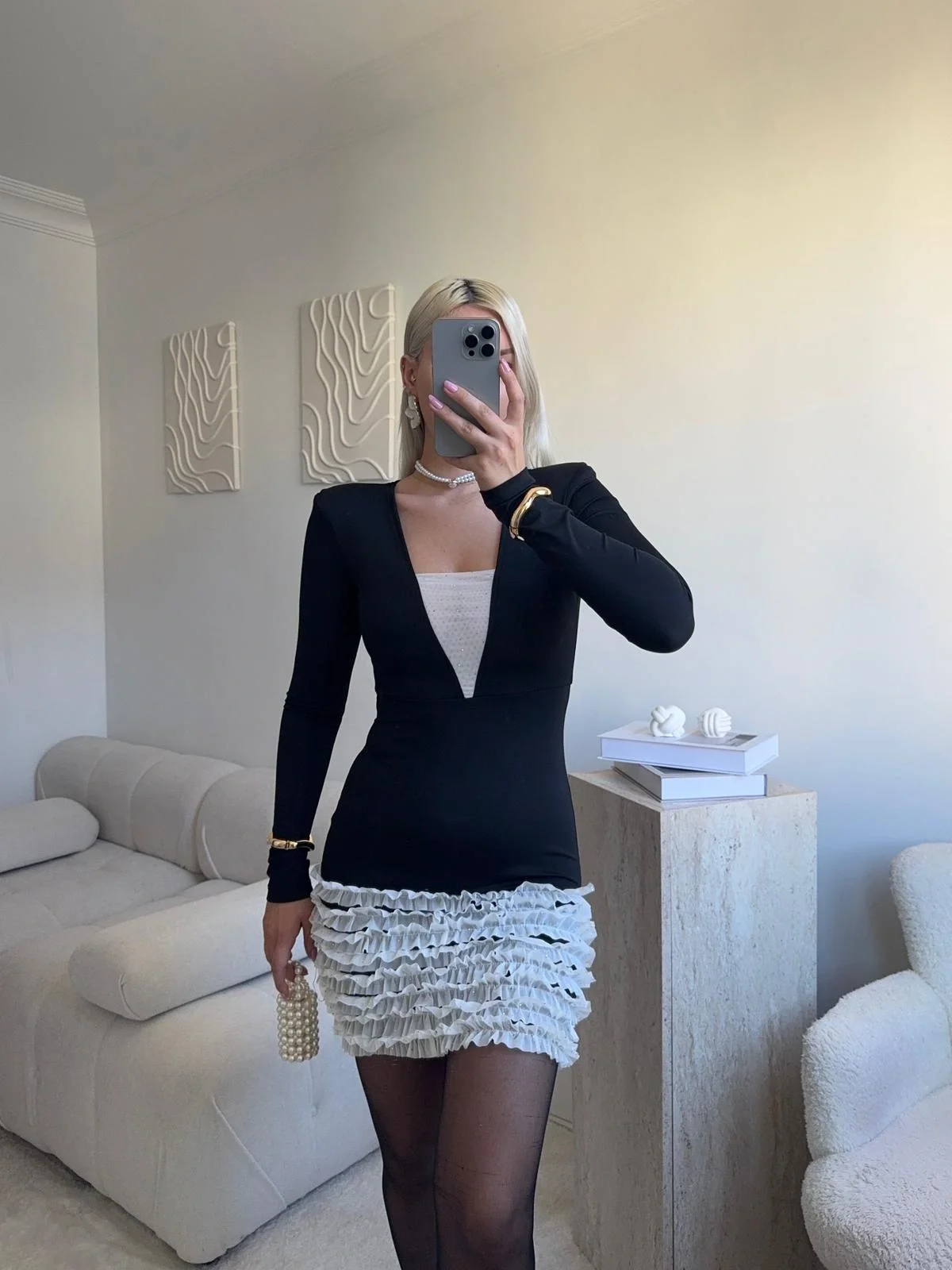 Eteği Fırfırlı Tasarım Elbise - SİYAH