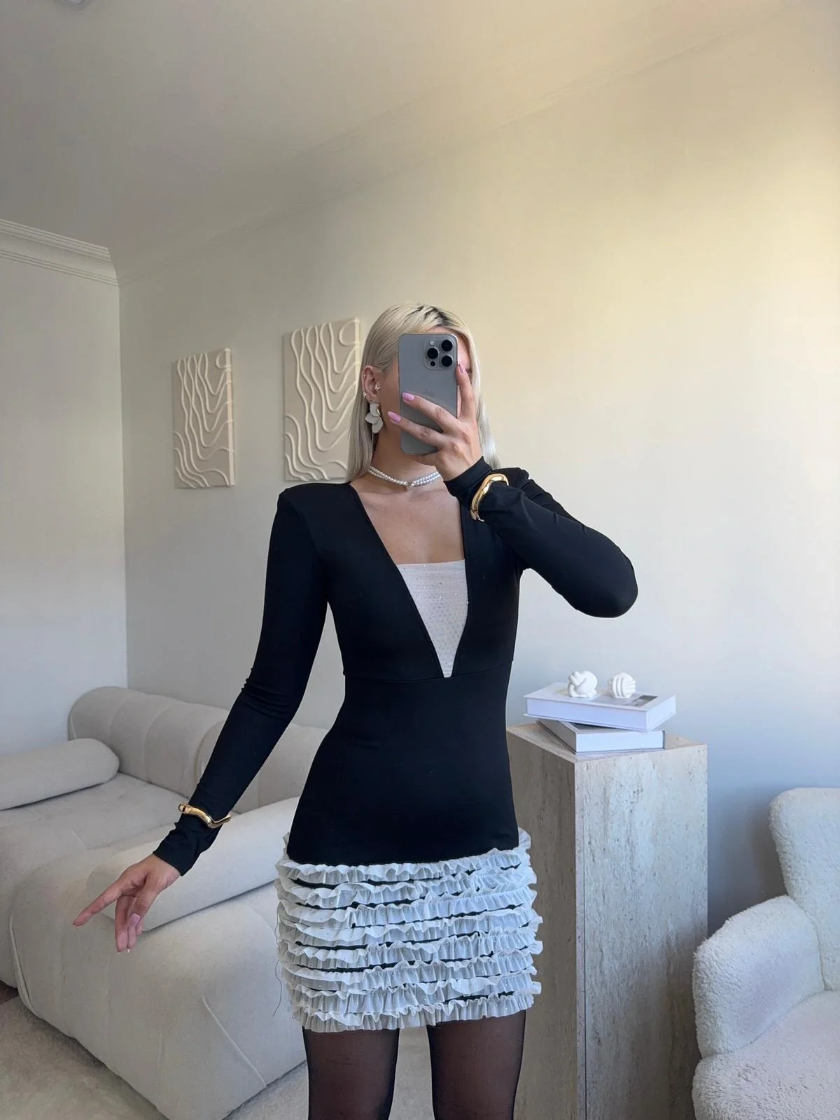 Eteği Fırfırlı Tasarım Elbise - SİYAH