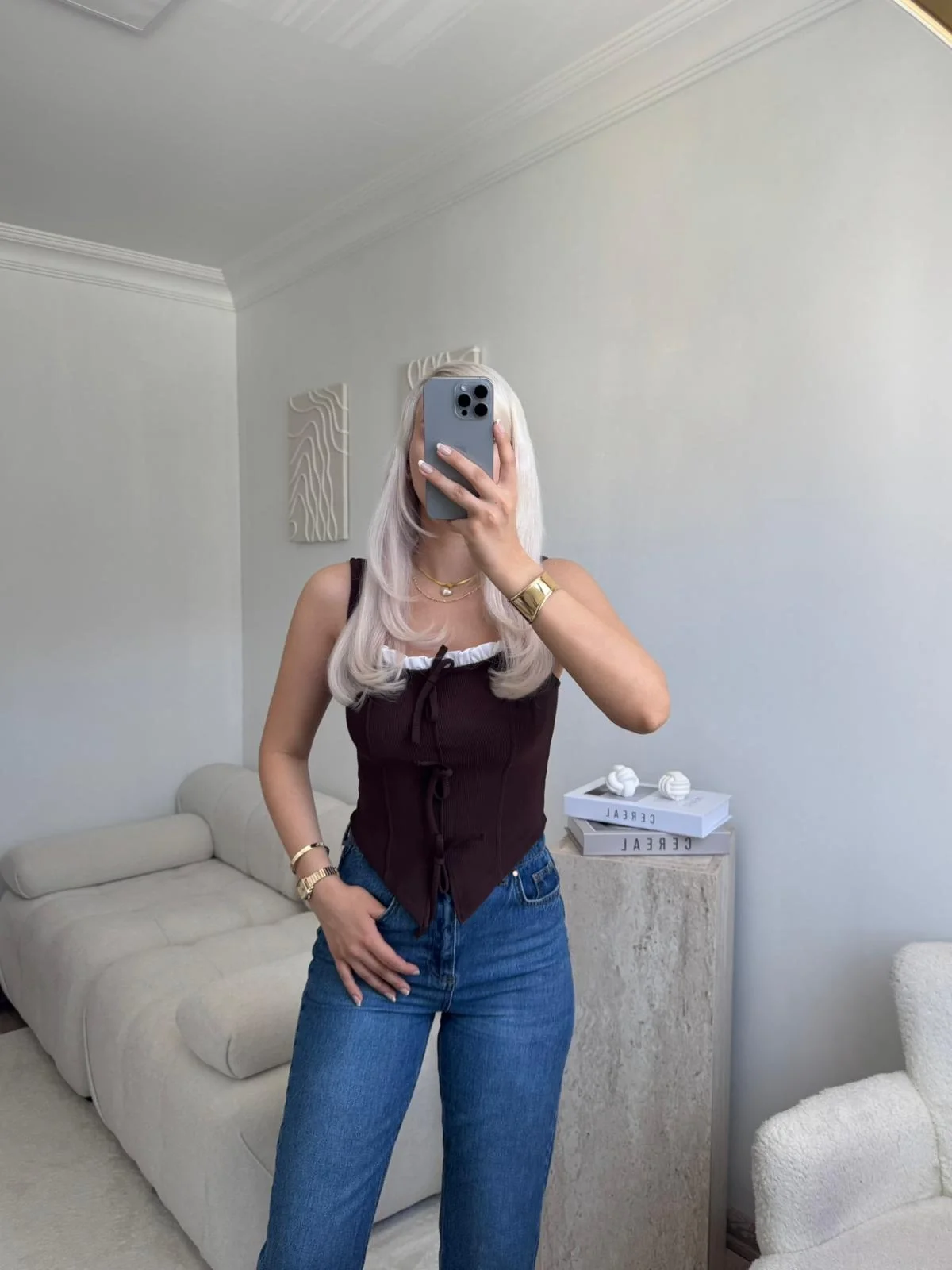 Fiyonklu Garnili Bluz - KAHVE