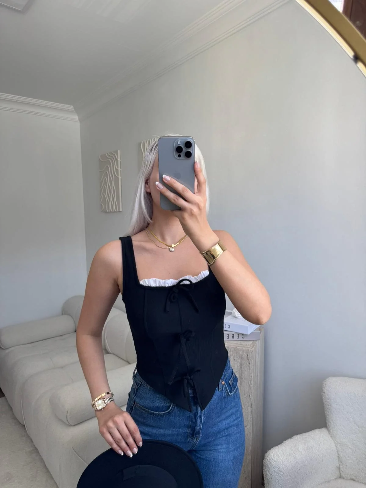 Fiyonklu Garnili Bluz - SİYAH