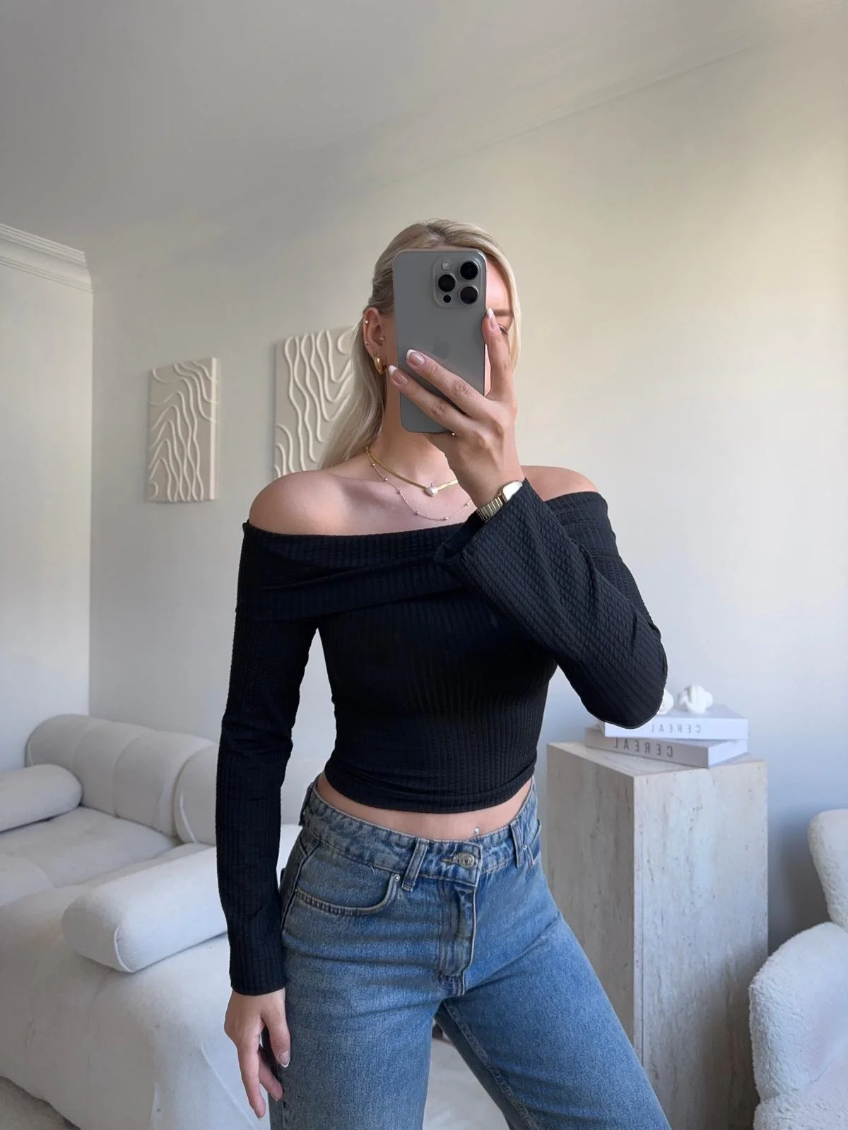 Gofre Madonna Yaka Crop - SİYAH