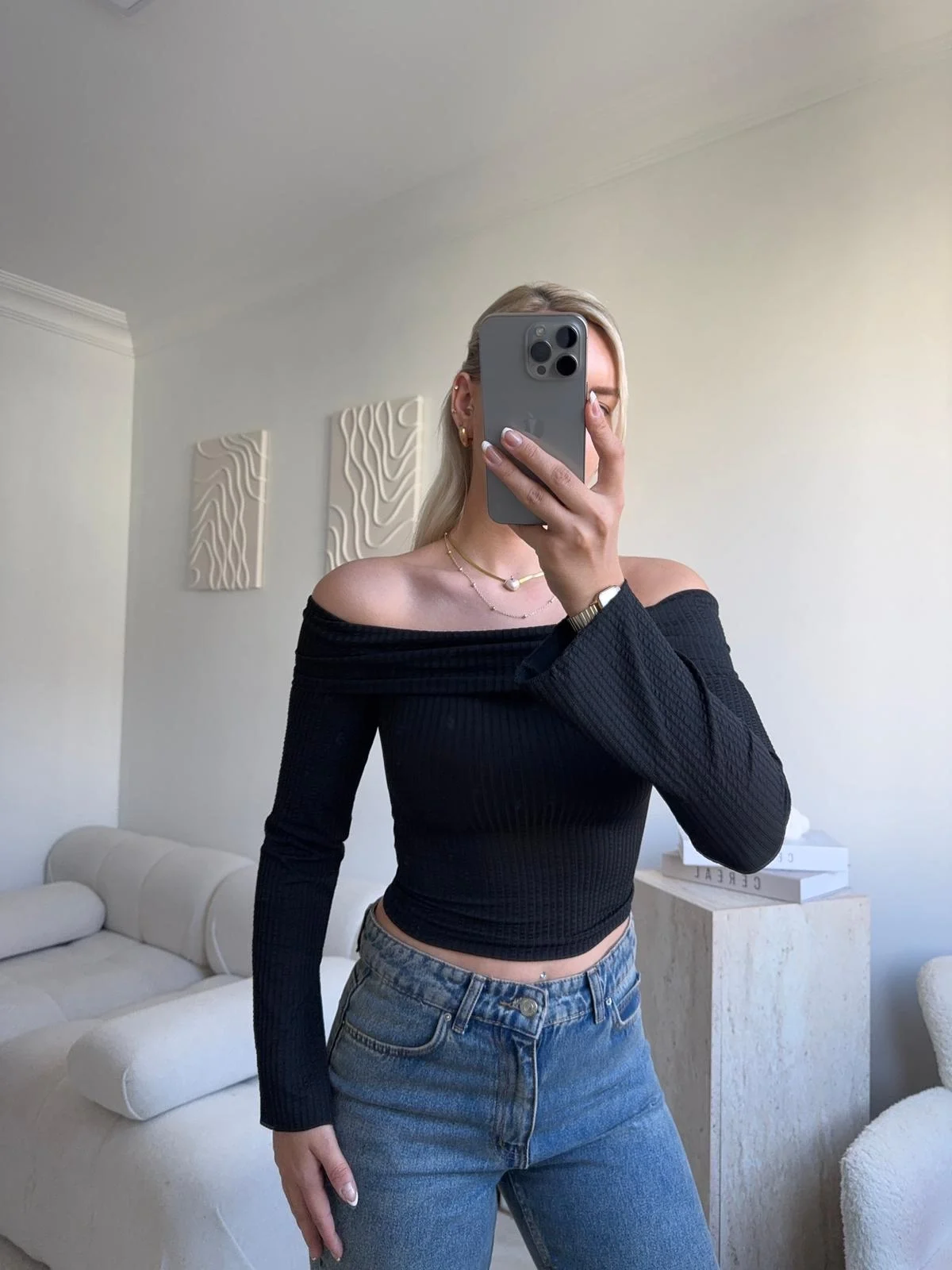 Gofre Madonna Yaka Crop - SİYAH