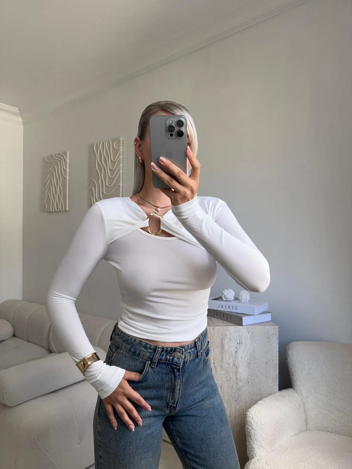 Göğüs Aksesuar Bluz - BEYAZ