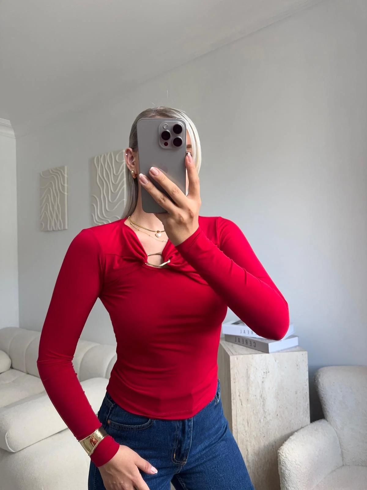 Göğüs Aksesuar Bluz - KIRMIZI